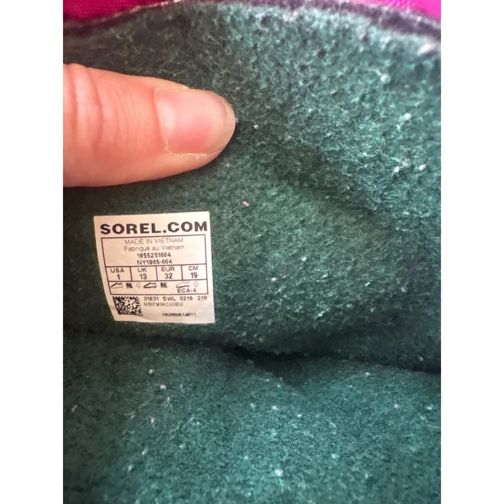 Sorel Kids Flurry Winter Snow Boots Pink Black Youth Size 1 NY1965-664